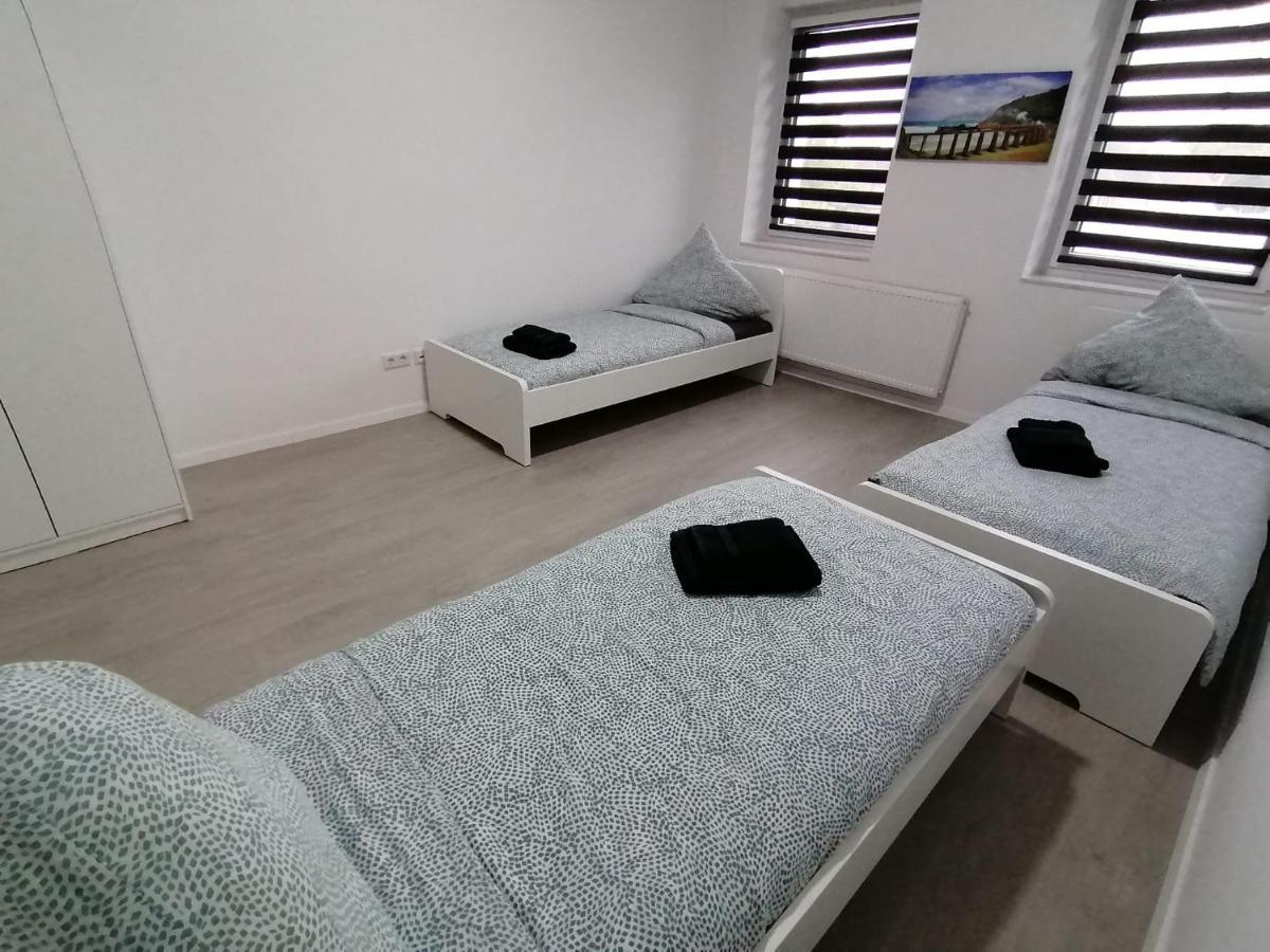 Estrella24 Living Rooms Tokio แฮร์เนอ ภายนอก รูปภาพ