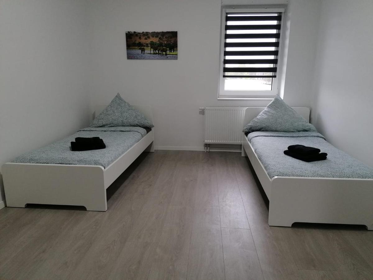 Estrella24 Living Rooms Tokio แฮร์เนอ ภายนอก รูปภาพ